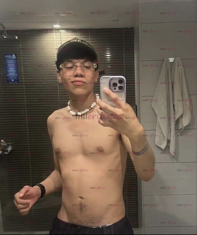 FOTOS DE POLLO VERSÁTIL DOTADO CON GANAS DE PASARLA RICO