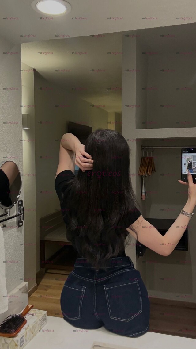 FOTOS DE AMBOS ROLES, DISPONIBLE MUÑEQUITA DE PORCELANA