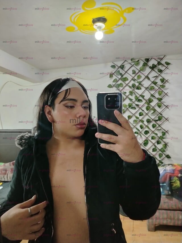 FOTOS DE PUTITA TRAVESTI JOVEN DE 18 AÑOS , MAMADORA Y COJELONA DISPUESTA A TODO