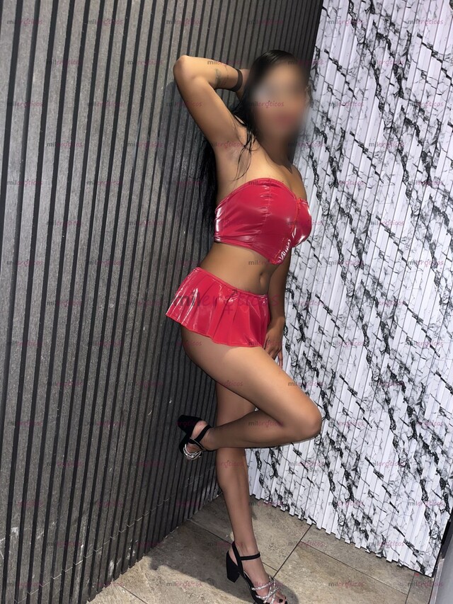 FOTOS DE FLAQUITA CACHONDA PIEL CANELITA MUY CANDENTE Y CALIENTE LISTA PARA TI