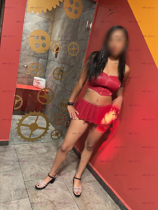 FOTOS DE FLAQUITA CACHONDA PIEL CANELITA MUY CANDENTE Y CALIENTE LISTA PARA TI