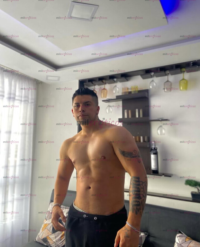 FOTOS DE DISPONIBLE DEPORTISTA DOMINANTE MUSCULOSO VERGON DOMINANTE VERGON FETICHE