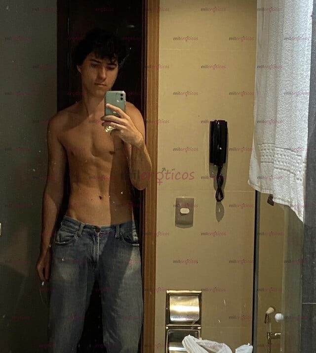 FOTOS DE BRASILEÑO ACTIVO GUAPO JOVEN. NIÑO CHICO NOVIDAD EN MEXICO HASTA 29 06 (LUNES)