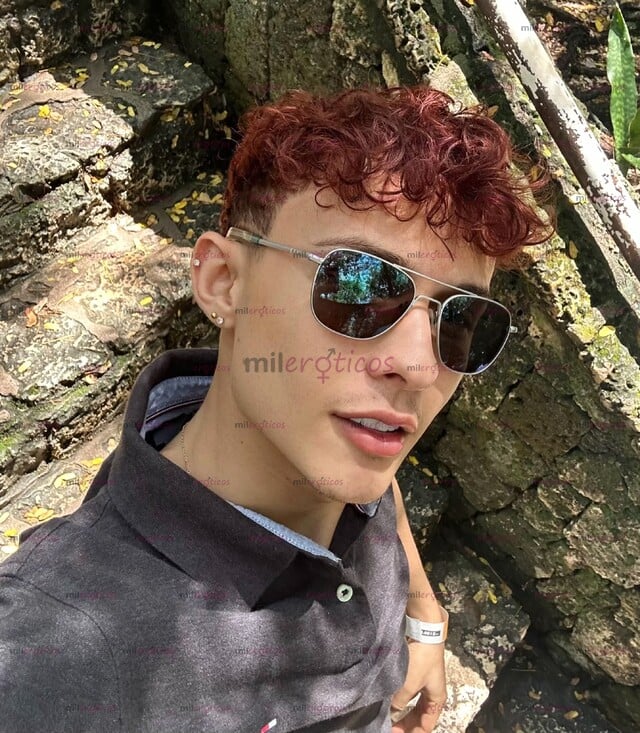 FOTOS DE HOLA, MUCHO GUSTO ME LLAMO CAMILO, TENGO 22 AÑOS, PASIVO Y SOY UNIVERSITARIO.