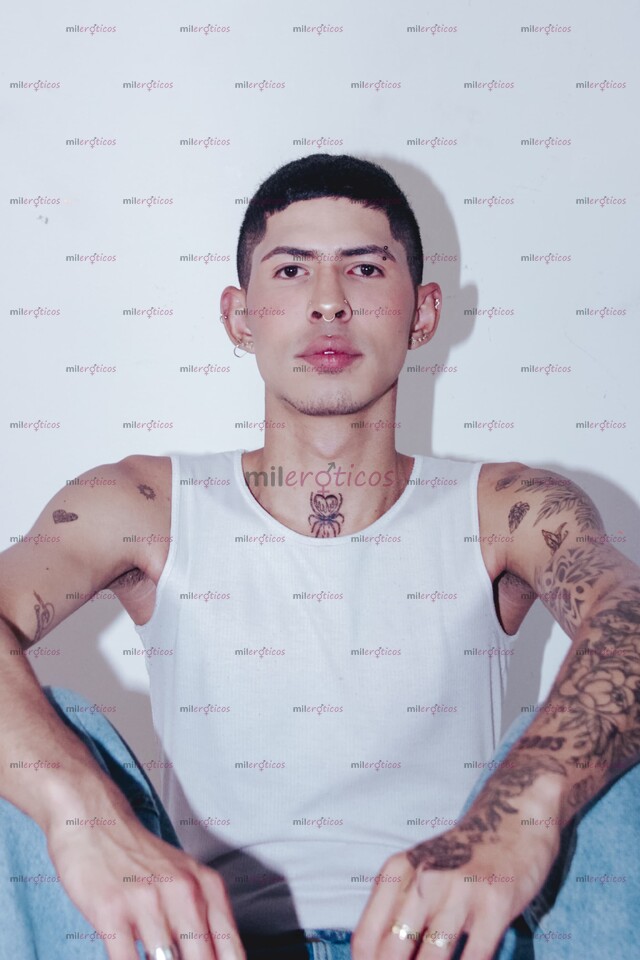 FOTOS DE ULTIMO DIA POLLITO VERGON,ALTO,TATUADO FULL LECHERO Y ARRECHO