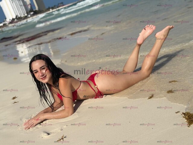FOTOS DE PIEL, BLANCA, SUAVE, OJITOS MENTIROSOS Y PUTITA PARA QUE GOCES