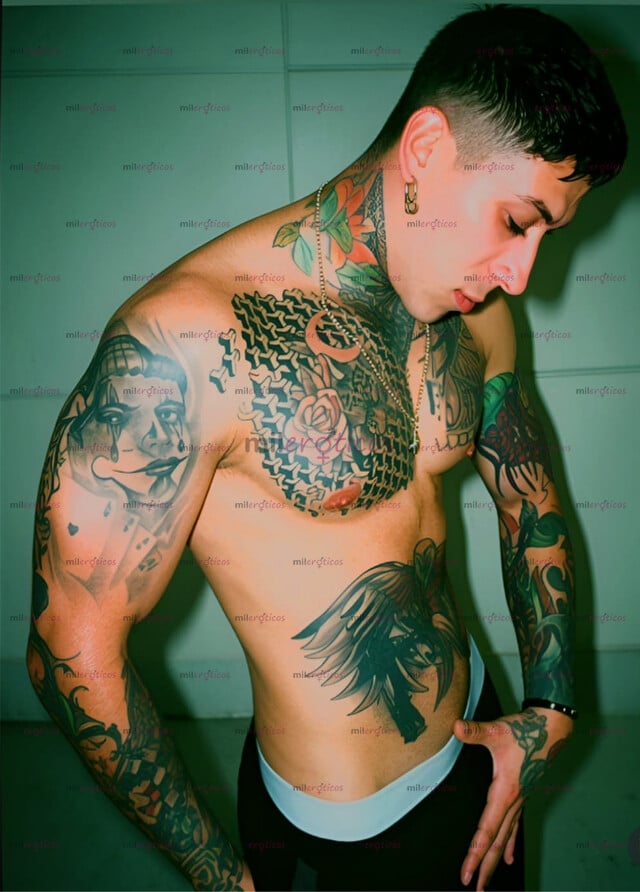 FOTOS DE MYKE UN COLOMBIANO TATUADO POR POCOS DIAS