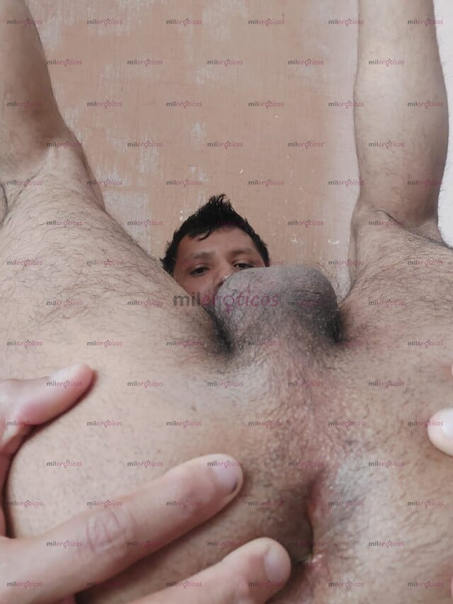 FOTOS DE DISPUESTO A DARLO TODO, DOTADO, SUMISO Y DOMINANTE DISPONIBLE.