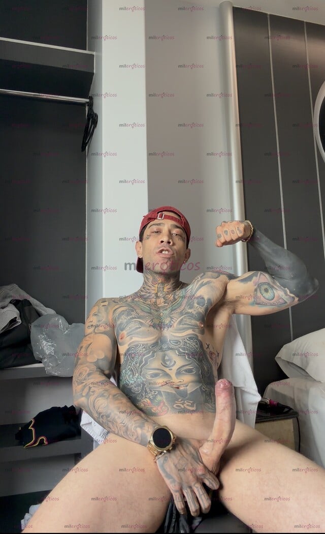 FOTOS DE GUAPO TATUADO Y VERGON 22CM PARA DAMAS Y PAREJAS