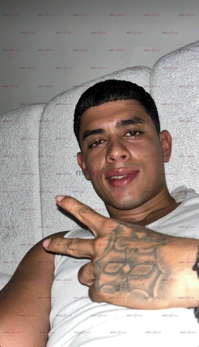 FOTOS DE VENEZOLANO CARAQUEÑO HETERO ACTIVO 24 7