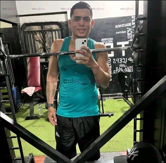 FOTOS DE VENEZOLANO CARAQUEÑO HETERO ACTIVO 24 7