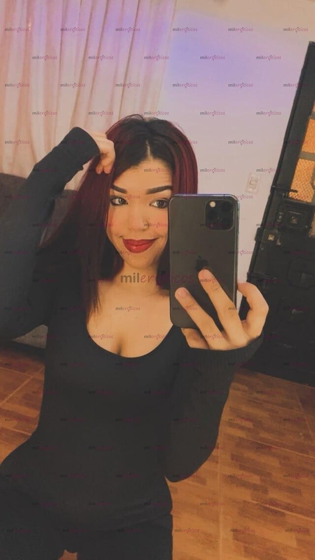 FOTOS DE NICOLL, HERMOSA BLAQUINTA VIP DE CABELLO ROJO HERMOSO CON CULITO PARADITO