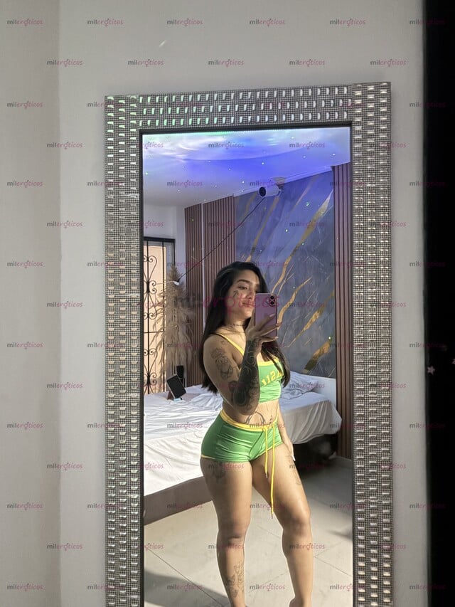 FOTOS DE SOFÍA ARDIENTE SCORT DE 19 CON APARTAMENTO DISPONIBLE Y DOMICILIOS