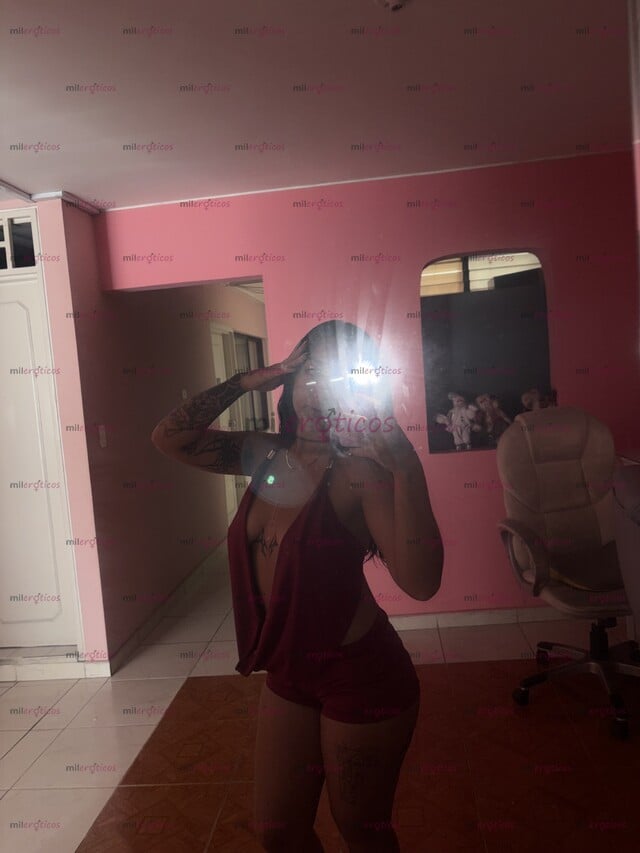 FOTOS DE SOFÍA ARDIENTE SCORT DE 19 CON APARTAMENTO DISPONIBLE Y DOMICILIOS