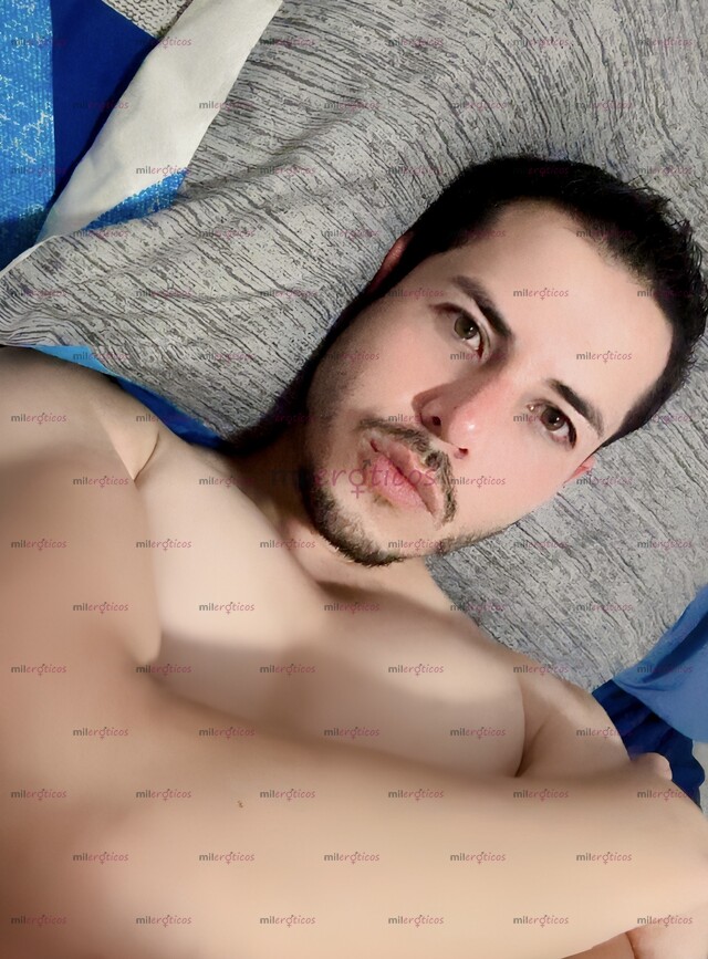 FOTOS DE CHICO GUAPO COMPLACIENTE Y DISCRETO. CUMPLE TU FANTASÍA