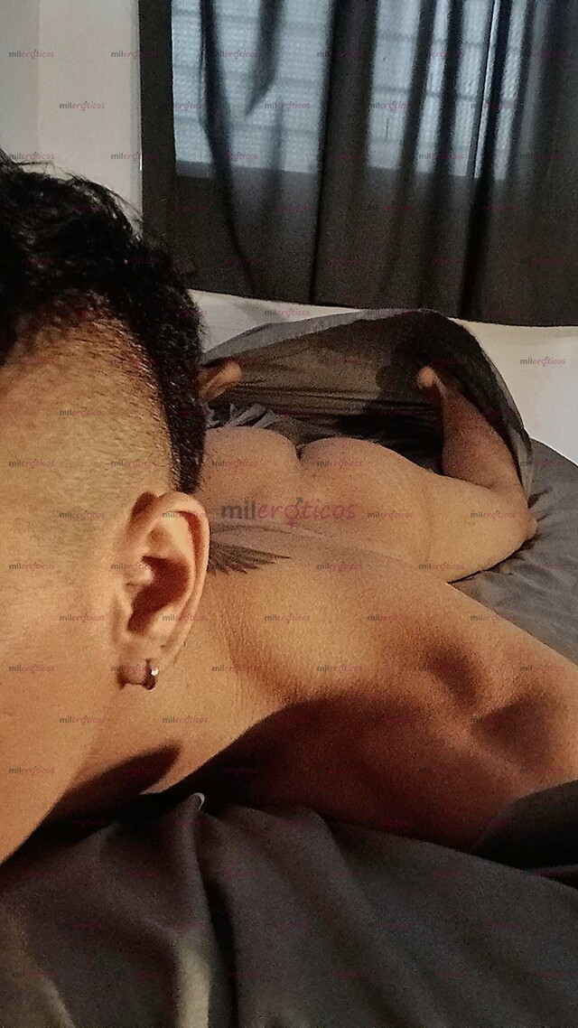 FOTOS DE APRETADO CULO TIERNO JOVEN SEXY LAMPIÑO SOLO SOLVENTES