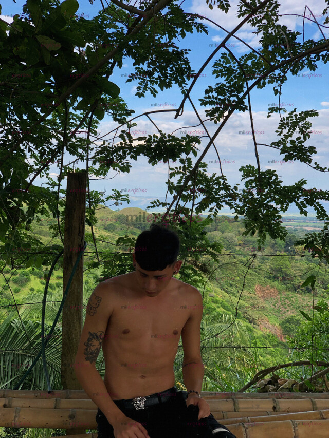 FOTOS DE CHICO DE 21 AÑOS PASIVO SUMISO DISCRETO SIN SITIO