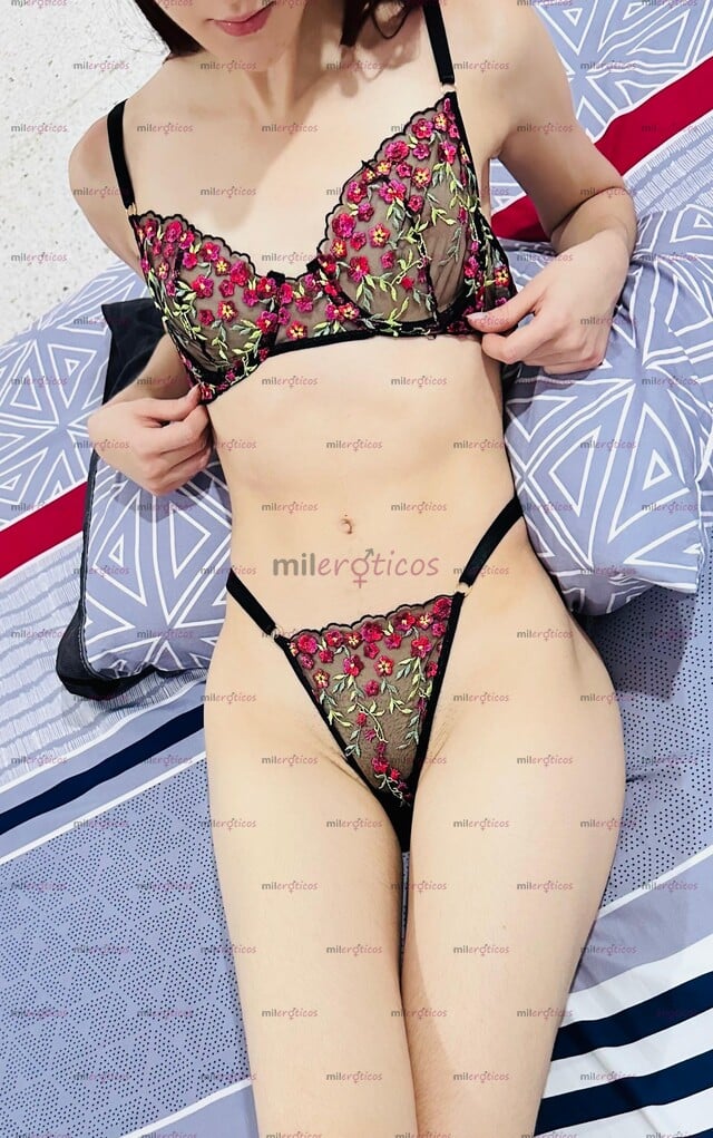 FOTOS DE DISPONIBLE ATRACTIVA DELGADA DE LINDO ROSTRO CON LA MEJOR ACTITUD DISPONIBLE