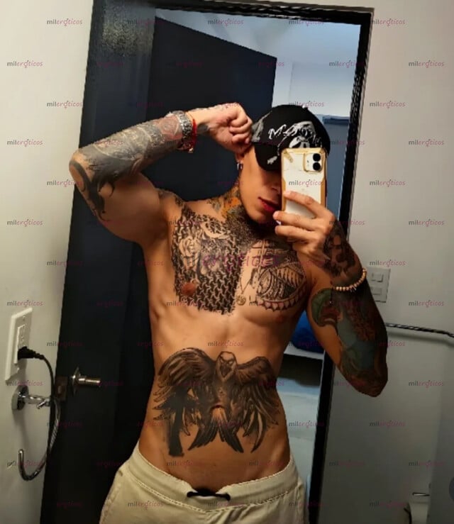 FOTOS DE MYKE, UN COLOMBIANO ACTOR XXX NUEVO EN PUEBLA