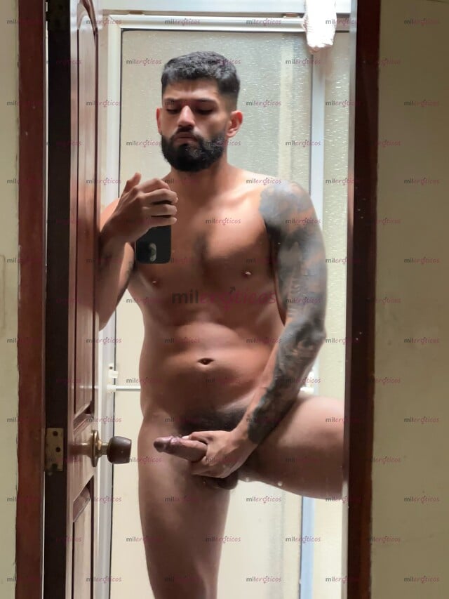 FOTOS DE MACHO BISEX DOTADO,BUENA PRESENCIA,EDUCADO PARA TODO TIPO DE CITA. FULL MORBOSO