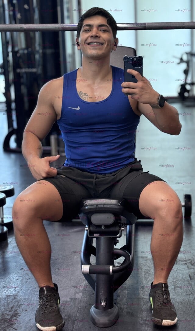 FOTOS DE MEXICANO SANO Y DEPORTISTA CON CUERPO TONIFICADO Y NATURAL EN CDMX