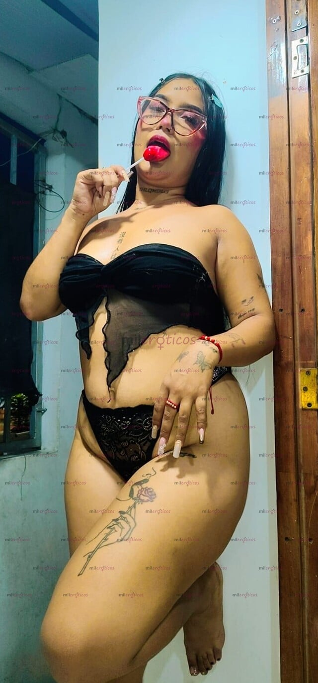 FOTOS DE ANDREA, MAMASOTA, ESTRECHITA, JOVENCITA, MUY HOT