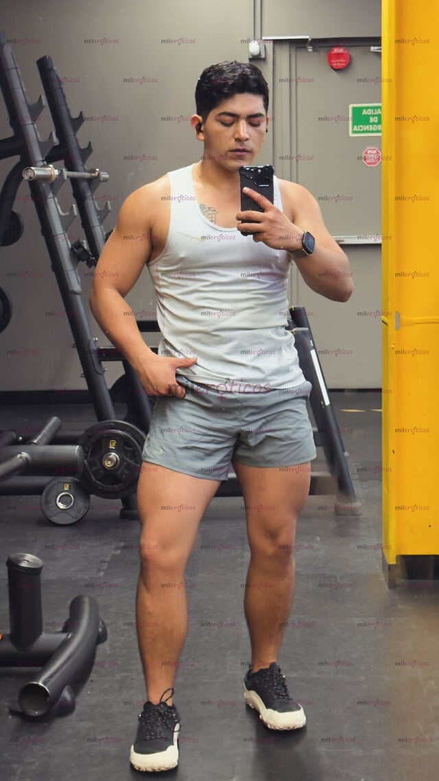 FOTOS DE MEXICANO SANO Y DEPORTISTA CON CUERPO TONIFICADO Y NATURAL EN CDMX