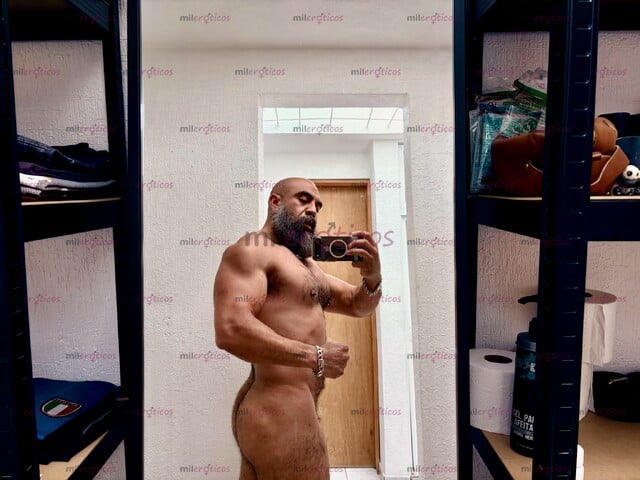 FOTOS DE BIKER, LEATHER, MUSCULOSO, VERGON, DOMINANTE, COMPLACIENTE