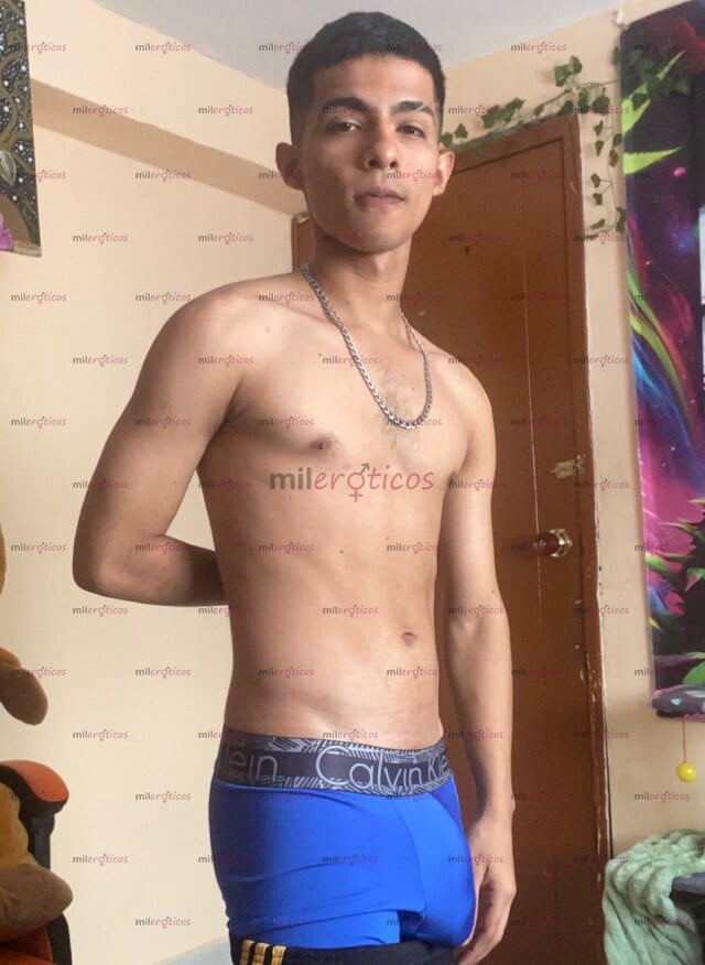 FOTOS DE JOVEN SERIO Y VERGON CN SITIO RESERVADO VERGA GRUESA VERSÁTIL COMPLACIENTE