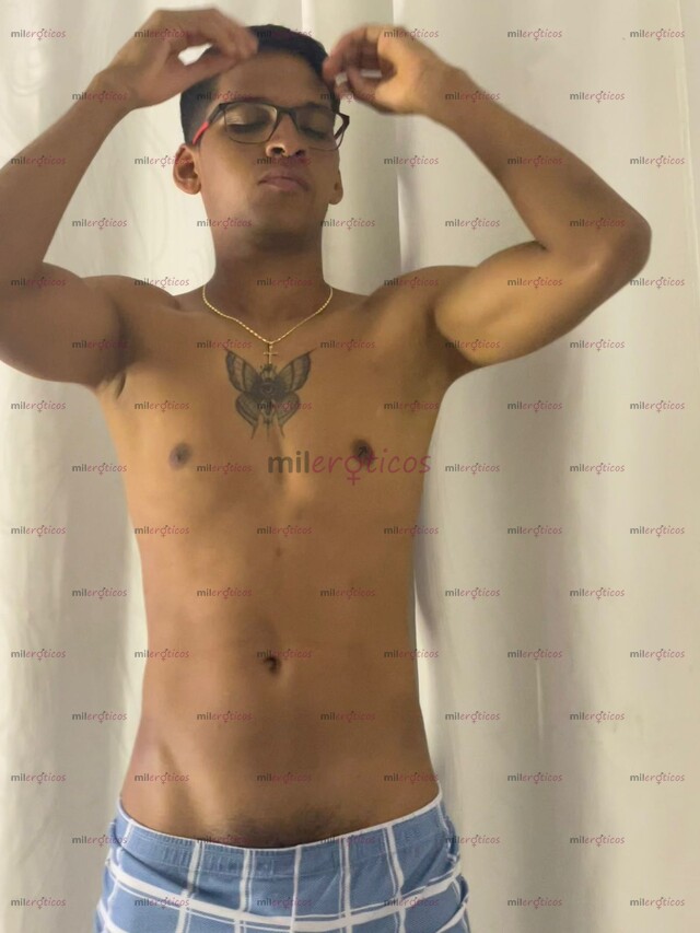 FOTOS DE FLACO JOVEN VERGON DISPUESTO A SER SOLO TUYO