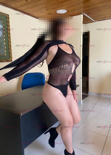 FOTOS DE ALEJA, UNA MUJER MADURA, EXCITANTE, EXQUISITA Y MUY SENSUAL CON ANAL DELICI