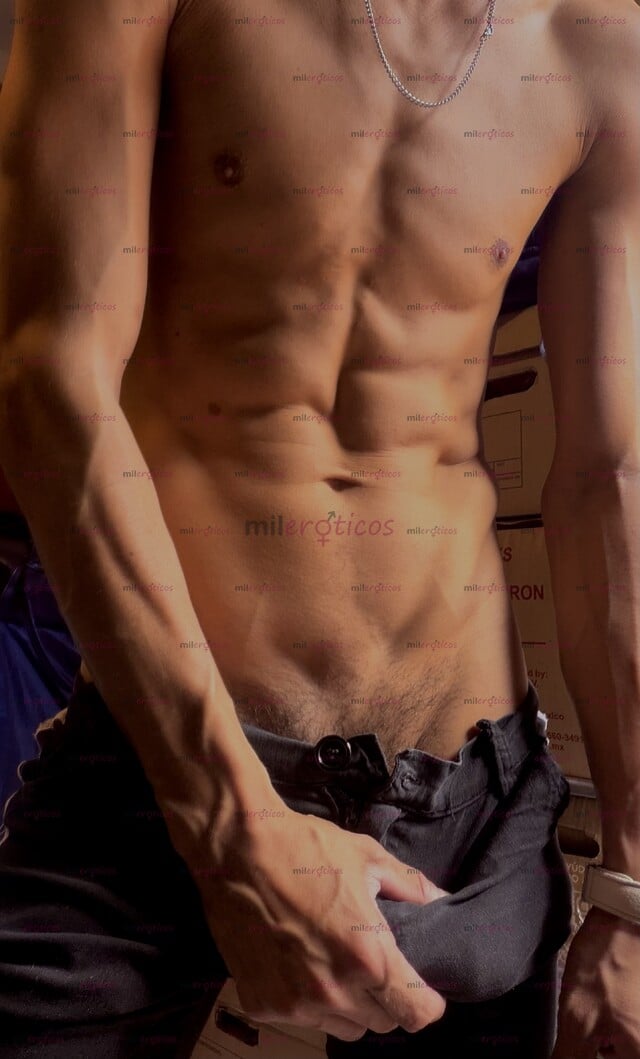 FOTOS DE VERGOTA DE 23CM. TWINK MORBOSO PROFESSIONAL SCORT & PORNSTAR.