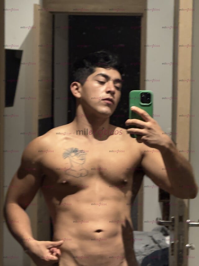 FOTOS DE MEXICANO DEPORTISTA Y SANO CON BUENA VERGA, PIERNA Y CULOTE EN CDMX