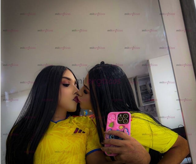 FOTOS DE MUNDIAL CON NOSOTRAS 2 CHICAS TRANS COMPLACIENTE PARA TI ESTE MUNDIAL