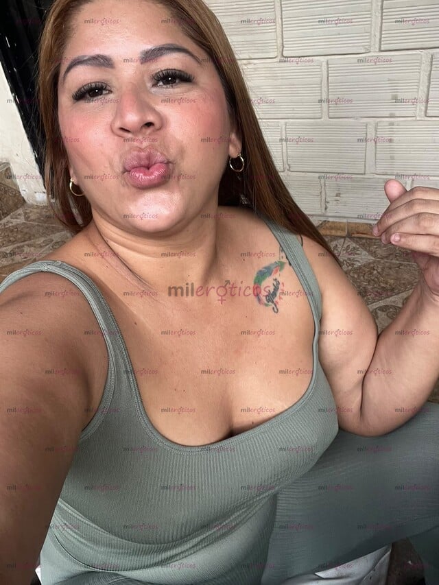 FOTOS DE HOLA BB AKI LLEGÓ CAROL PARA COMPLACER TUS DESEOS SEXUALES