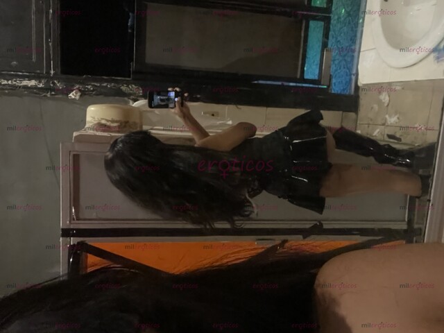 FOTOS DE TU CHICA TRANS FAVORITA TE ESTÁ ESPERANDO