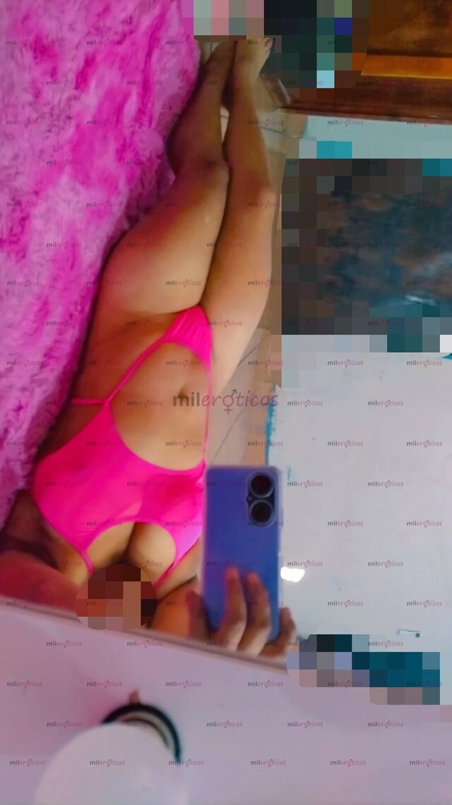 FOTOS DE RICA ROSITA CON UNOS RICOS PECHOS Y UNA PANOCHITA CERRADITA CON GANAS DE VERGA