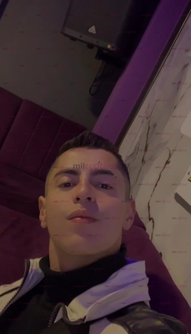 FOTOS DE HOLA MI NOMBRE ES DANIEL ESTOY PARA TI PARA CUMPLIRTE CUALQUIER FANTASÍA