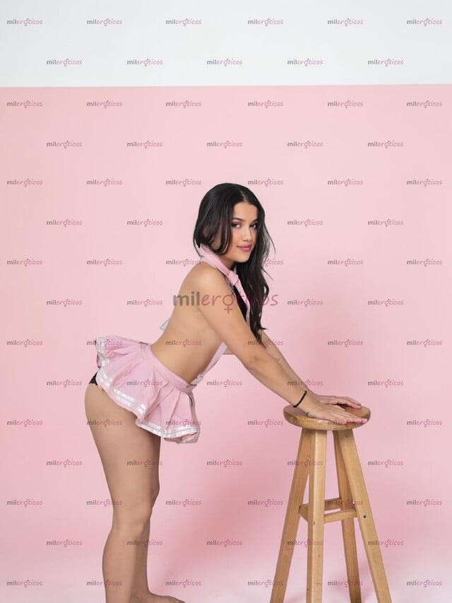 FOTOS DE GOLOSA NINFÓMANA DE 19 AÑITOS NUEVA PARA ESTRENAR VANESSA