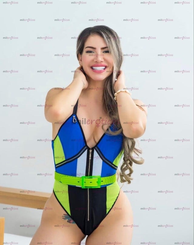 FOTOS DE BARBIE LATINA, HERMOSO CUERPO Y CON APTO EN LAURELES