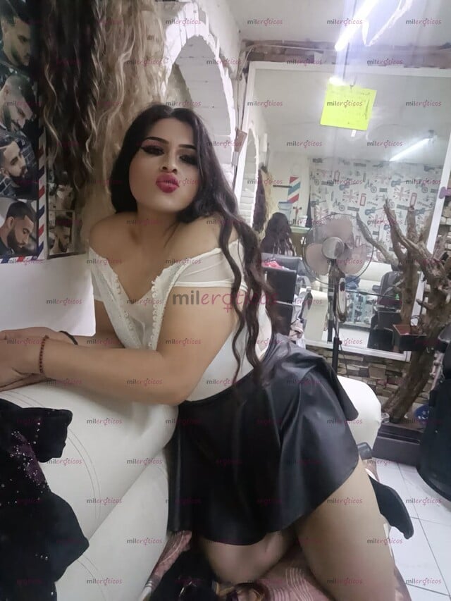 FOTOS DE MÓNICA LA CHICA QUE NECESITAS PARA PASAR UN RATO AGRADABLE