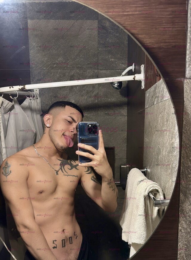 FOTOS DE VATO HETERO EXTRANJERO CHAKAL VARONIL GUSTO POR CULOS SUMISOS DE PUTITA