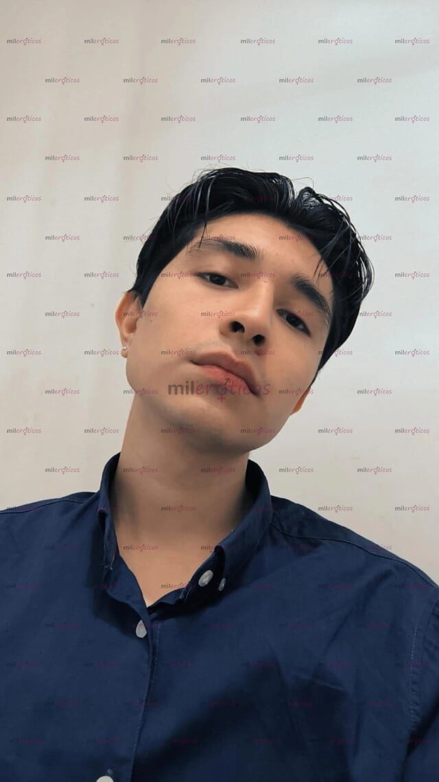 FOTOS DE CHICO DOTADO CON 22CM DE VERGA JOVEN Y ATRACTIVO PARA MUJERES SOLTERAS O CASADAS