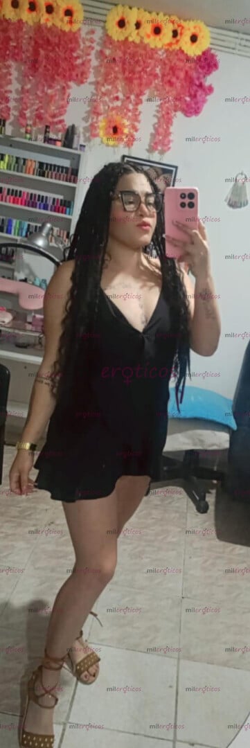 FOTOS DE HERMOSA NIÑA CRESPA VENEZOLANA EN TUS NOCHES
