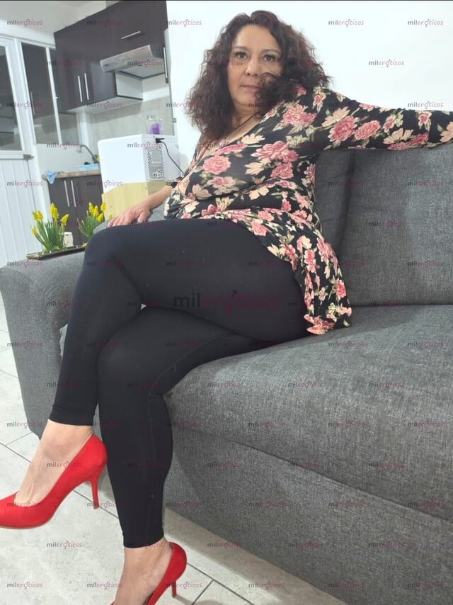 FOTOS DE MONICA.MILF MUY CACHONDA MONICA SIN EXCEPCIÓN TODO ES CON CONDON NO PIDO ANTICIP