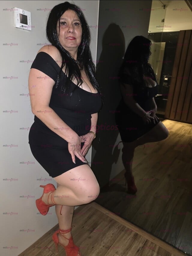 FOTOS DE MONICA.MILF MUY CACHONDA MONICA SIN EXCEPCIÓN TODO ES CON CONDON NO PIDO ANTICIP