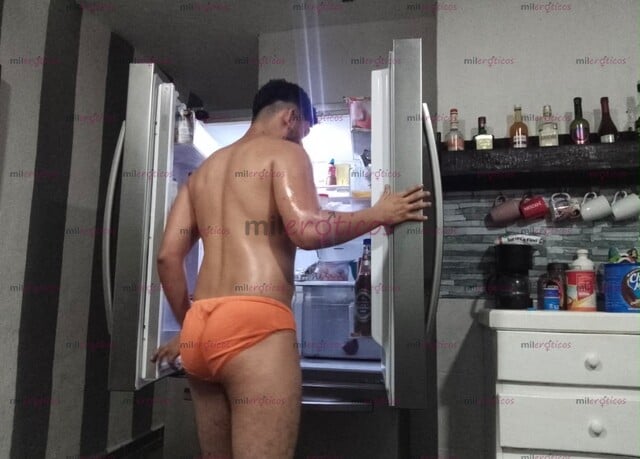 FOTOS DE SEMENTAL MEXICANO DOTADO, VARONIL,DOMINANTE Y MUY PERVERSO