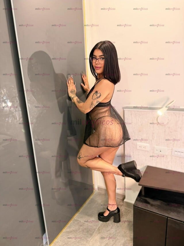 FOTOS DE DELGADITA CARITA DE BARBIE DISPUESTA A TODO