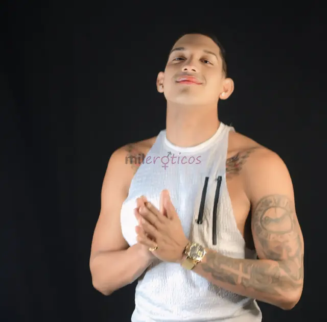 Hola amor soy anthony tu chocolate smith nueva temporada y tiempo corto soy lo que buscas entregame tus mejores deseos y ven a conocerme soy muy higie...