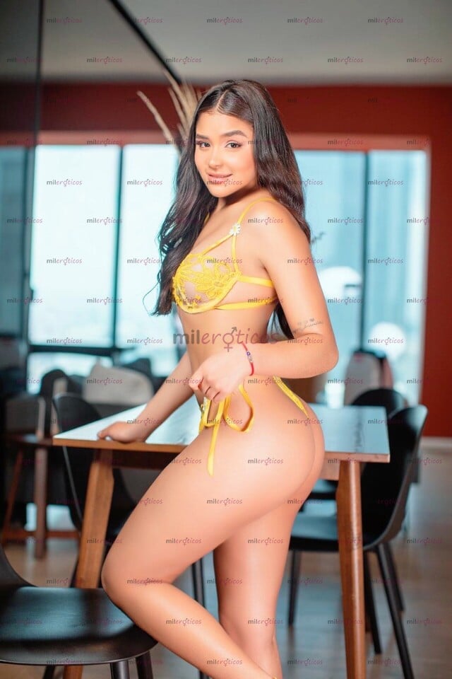 FOTOS DE PAGAS AL VERME!! CHAPARRITA FLAQUITA BONITA 18 AÑOS